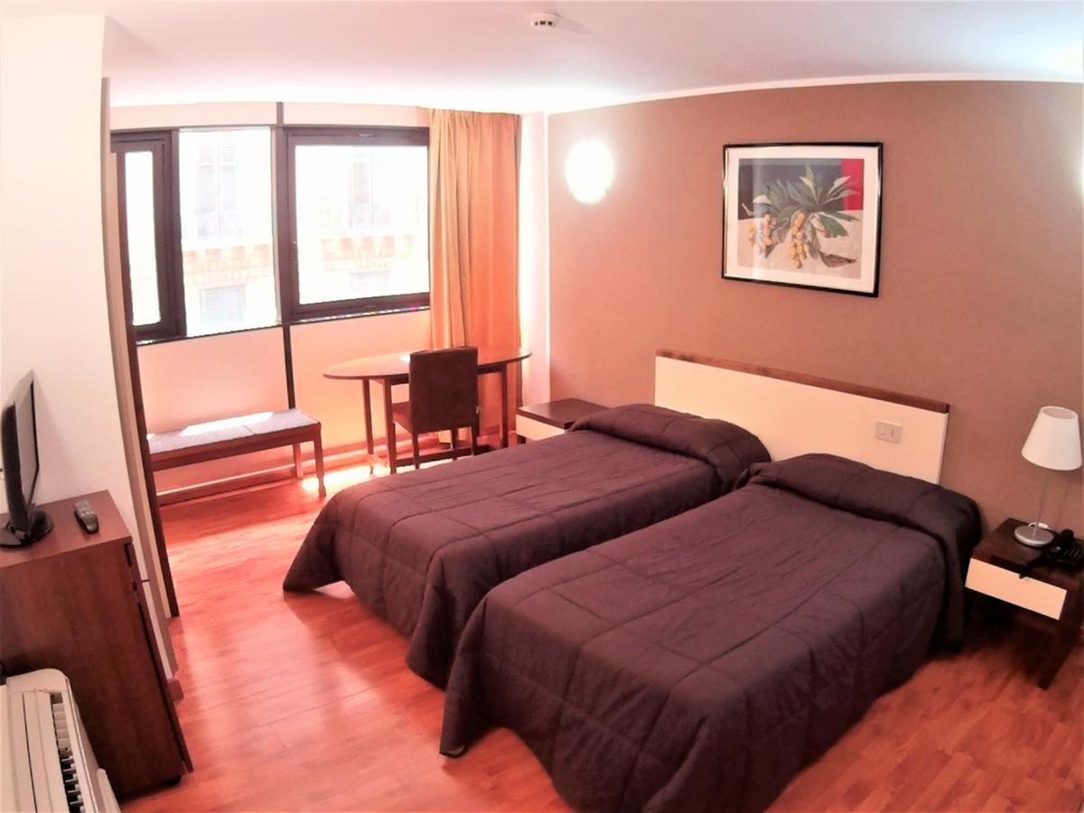 Standard Double Room,661960785:JPEG